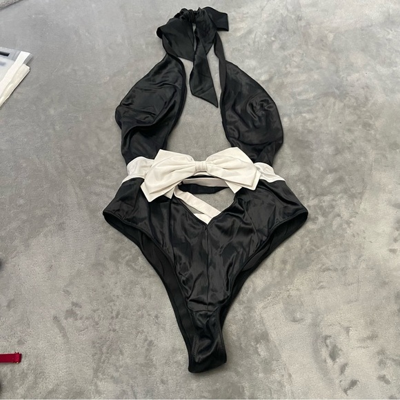 New! Victoria’s Secret Bow-Topped High-Neck Teddy black 4315 - Picture 4 of 10